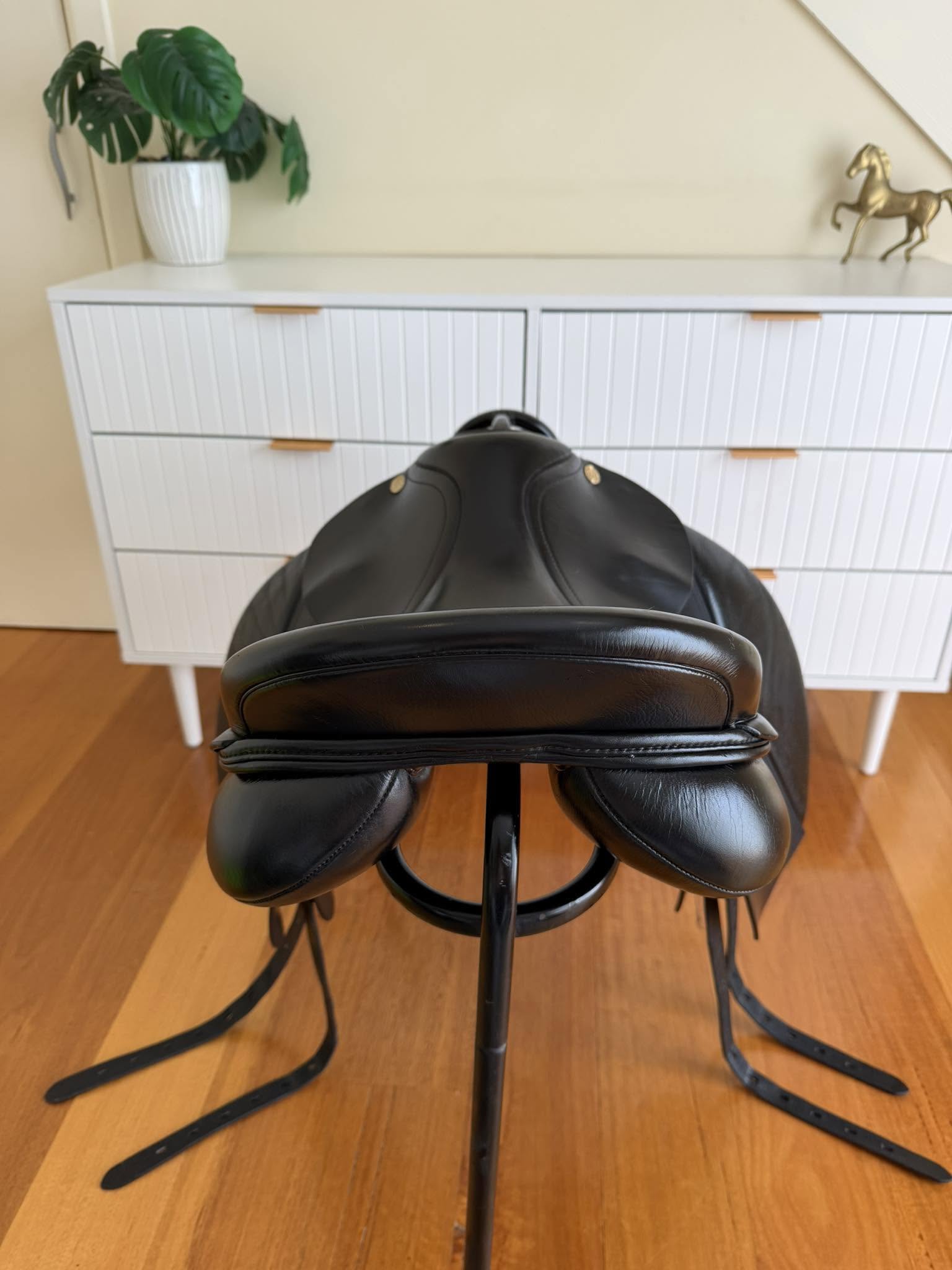 Kent & Masters S Series High Wither 17.5" 2018