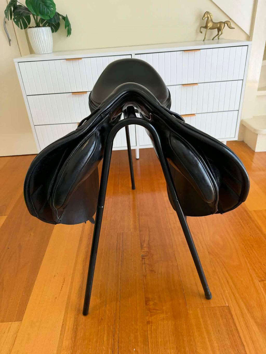 Kent & Masters S Series Jump Saddle