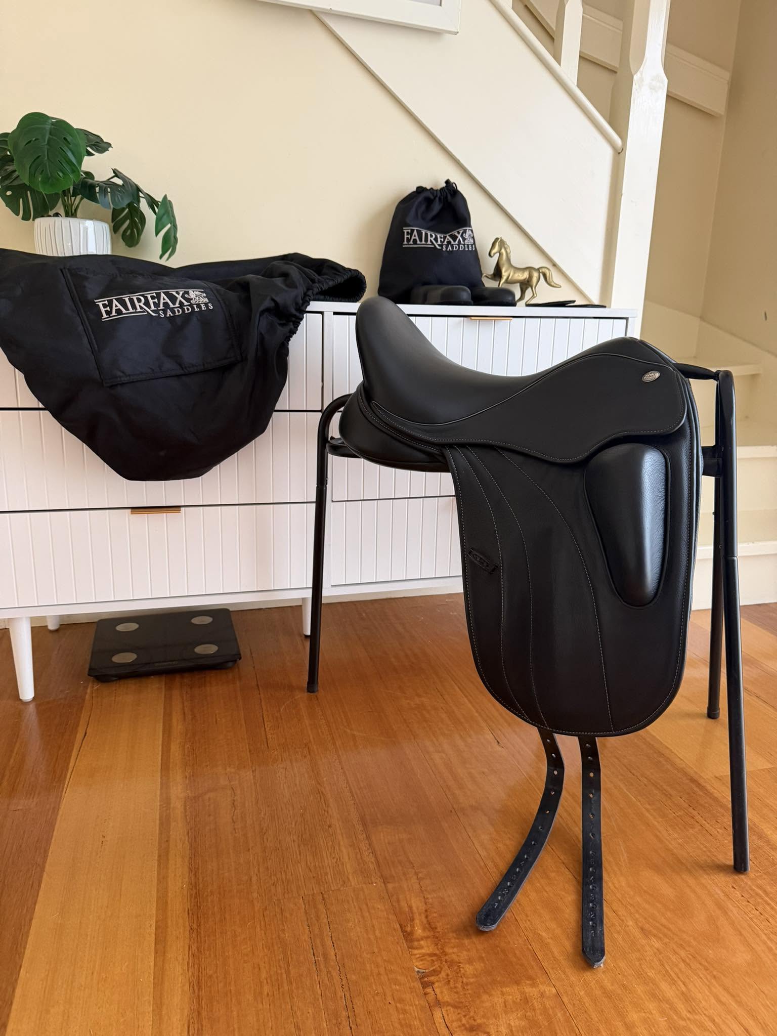 Fairfax Rebecca 16.5" 2023