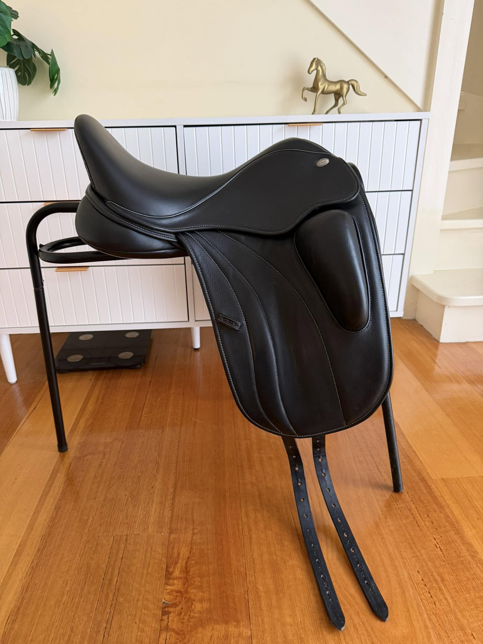 Fairfax Rebecca 16.5" 2023