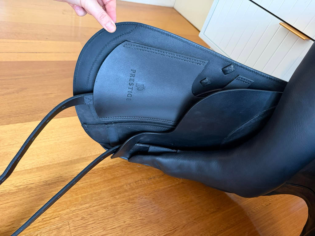 Prestige X-D2 K Dressage 18" 2023