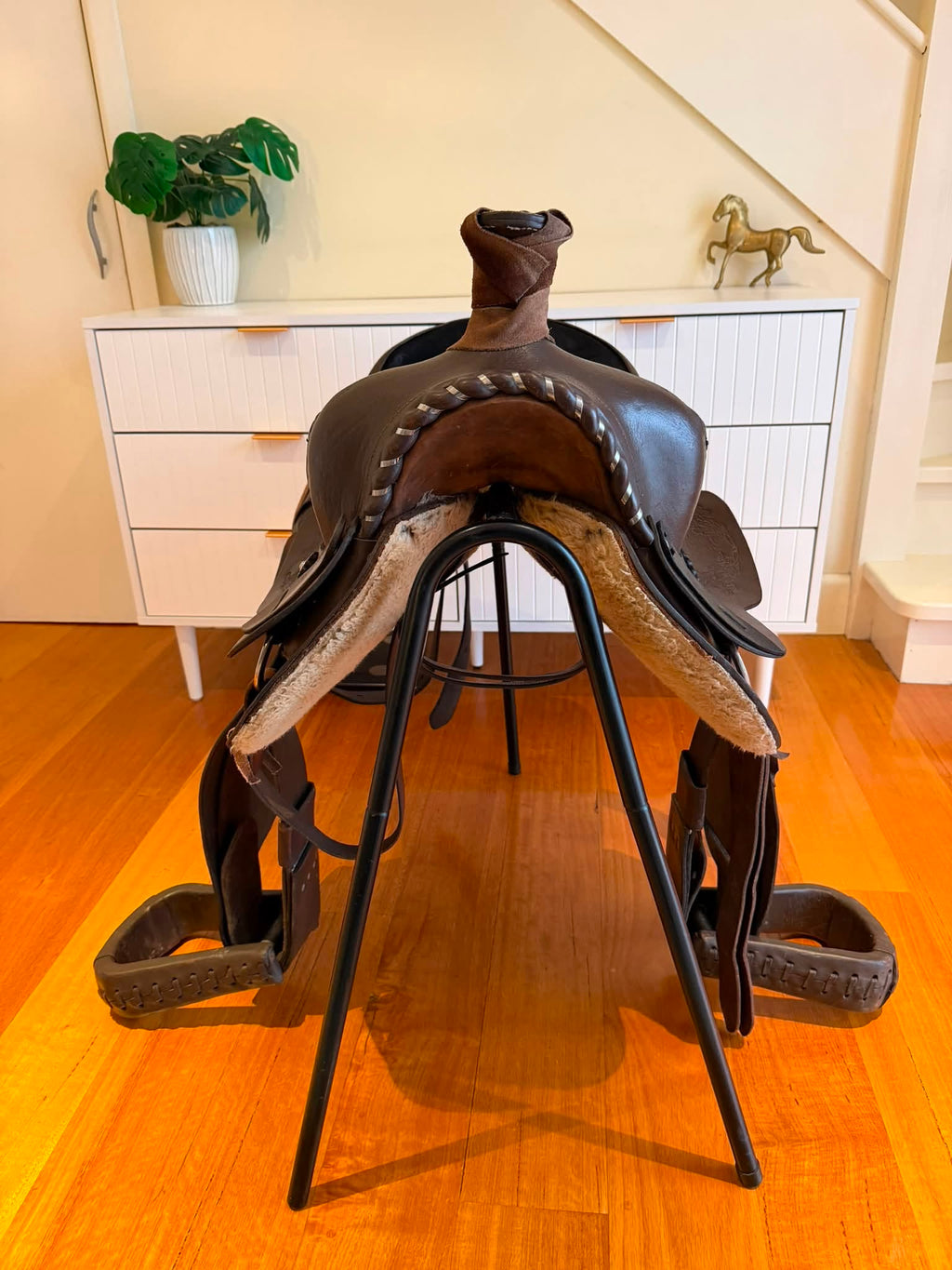 Fitzroy Western Saddle 16"