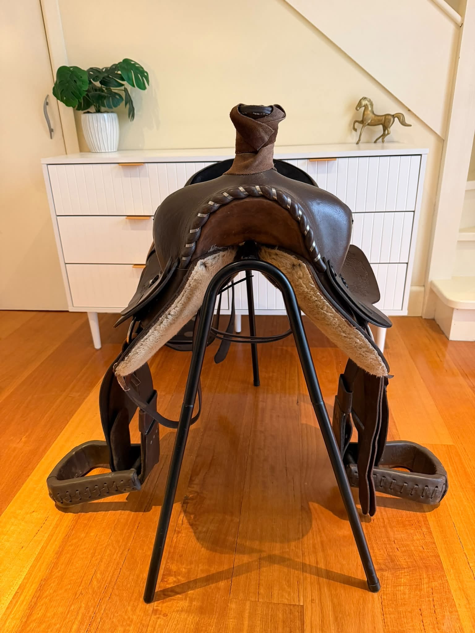 Fitzroy Western Saddle 16"