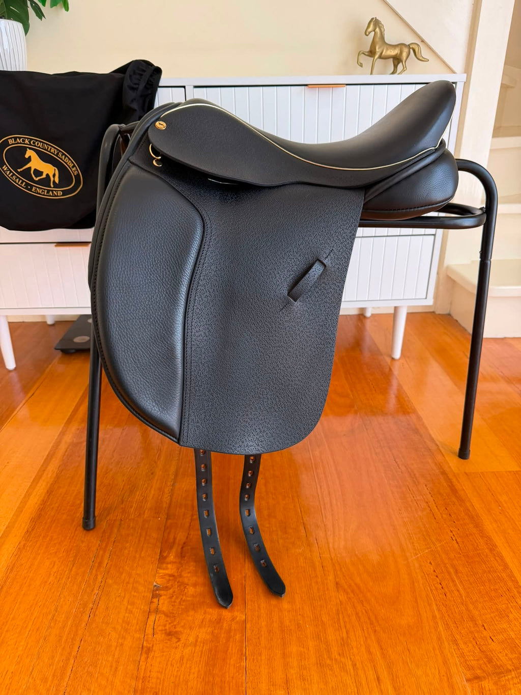 Black Country Kur 17.5" 2021