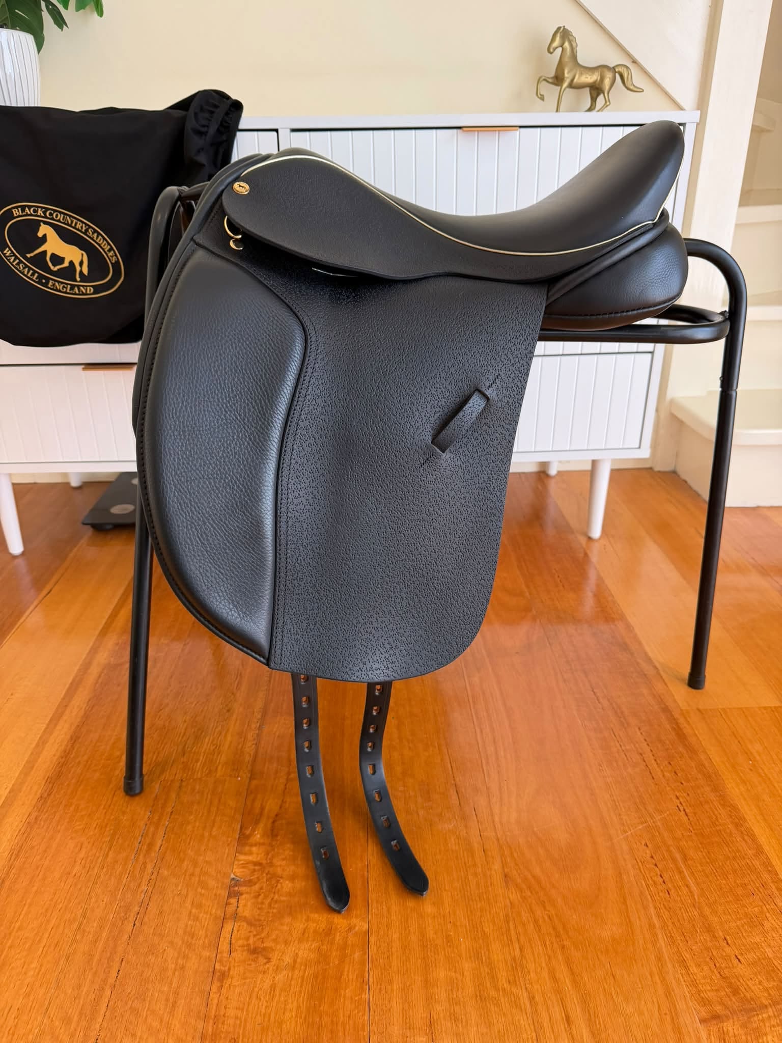 Black Country Kur 17.5" 2021