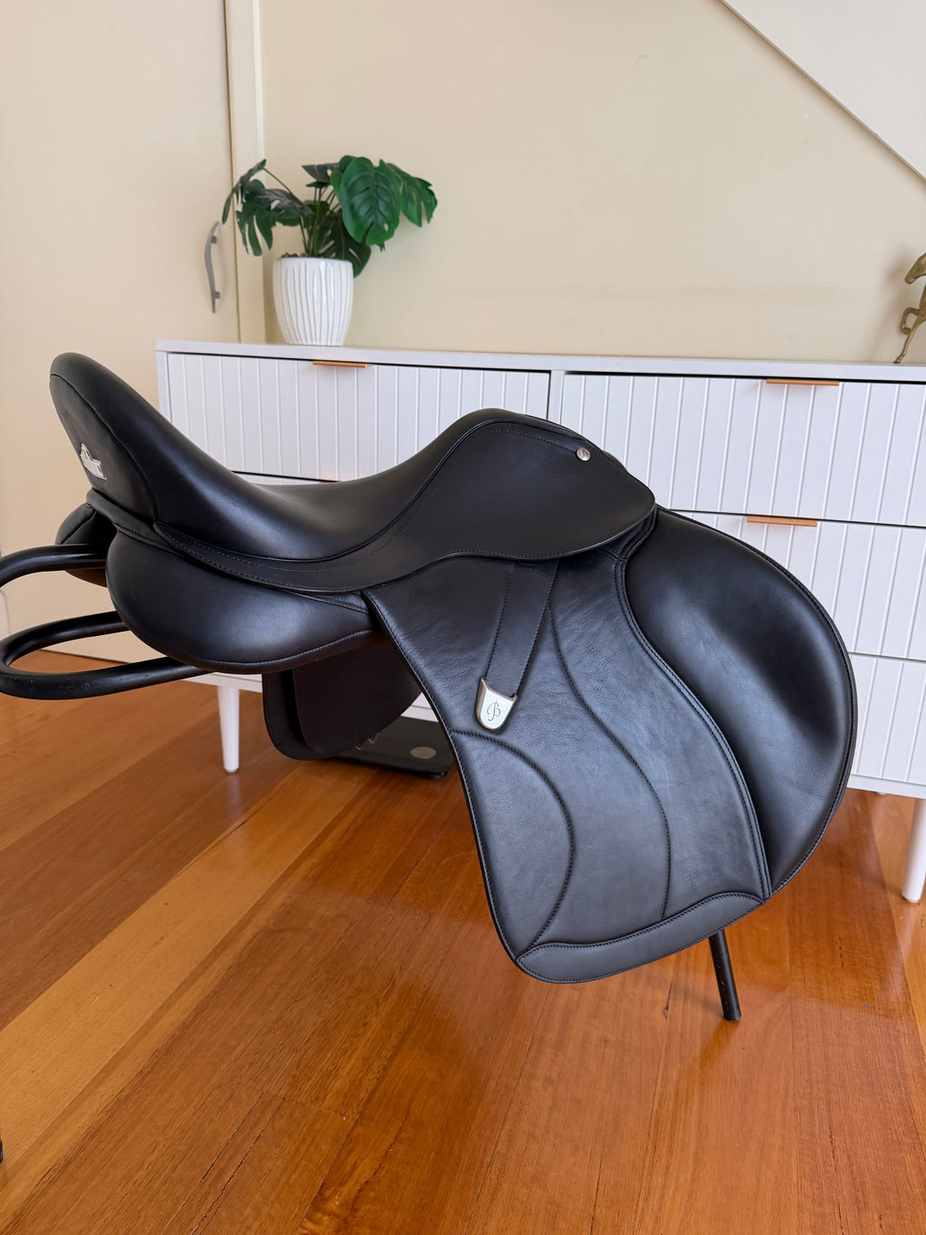 Bates Allpurpose Lux Leather 17” 2021