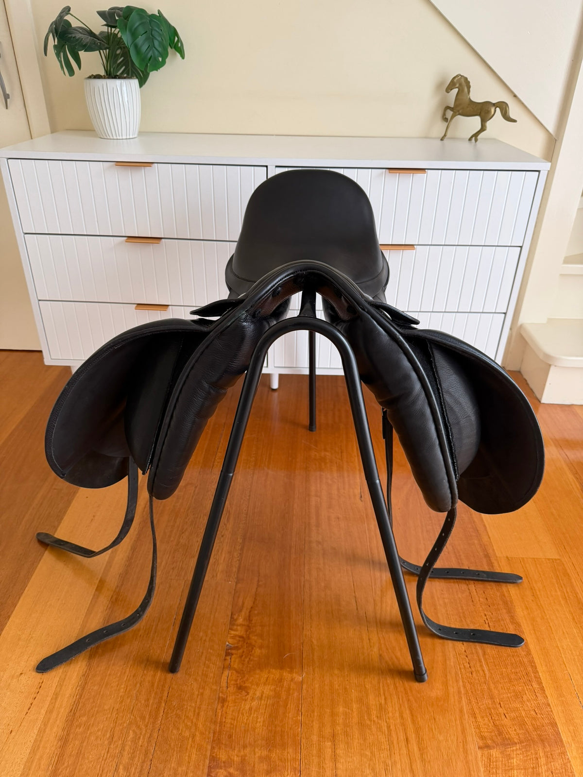 Frank Baines Monoflap Pirouette